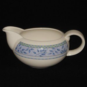 Royal Doulton Expressions RIVOLI gravy boat